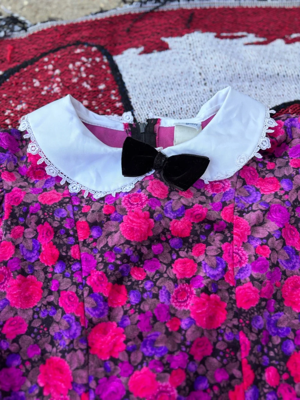 VINTAGE BRYAN VELVET FLORAL BOW TIE COLLARED GIRLS DRESS SIZE 12